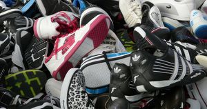 Исследование: треть проданных в России кроссовок — подделки - Верблюд в огне