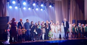 Хор Турецкого дал благотворительный концерт для пострадавших от наводнения в Тулуне - Верблюд в огне