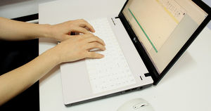 «Дневник.ру» не выдержал нагрузки в первый же день удаленного обучения. В Иркутске платформа все еще не работает - Верблюд в огне