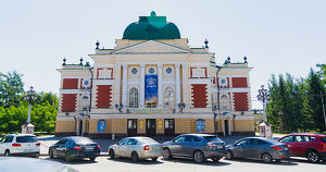 Историк Алексей Петров расскажет о четырёх иркутских театрах. Лекция пройдет онлайн - Верблюд в огне