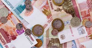 Инвесторы назвали рубль одной из самых перспективных валют в 2021 году - Верблюд в огне