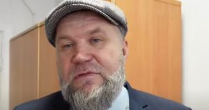 В Иркутской области правоохранители увезли на допрос активиста Алексея Тупицина