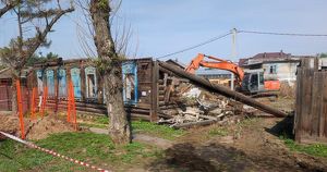 В Иркутске снесли деревянные дома возле Иерусалимского парка