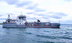 Уникальное экологическое судно приступило к работе на Байкале