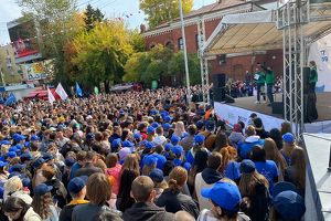 6,5 тысяч человек приняли участие в параде российского студенчества в Иркутске