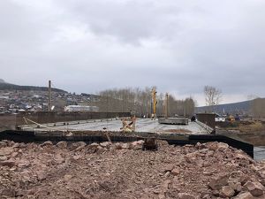 В Усть-Куте забетонировали три пролёта моста через реку