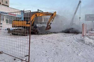 В Братске из-за коммунальной аварии ограничили теплоснабжение в 83 многоквартирных домах - Верблюд в огне
