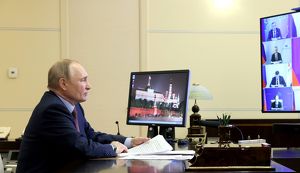 Программу экологического оздоровления Байкала окончательно утвердил президент России Владимир Путин - Верблюд в огне