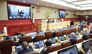 Правительство Иркутской области будет отчитываться о своей работе в районных центрах региона - Верблюд в огне