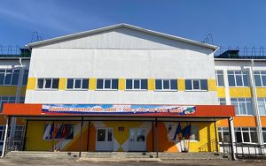 Хомутовская школа №2 открылась после капитального ремонта - Верблюд в огне