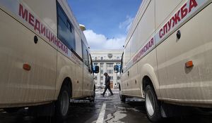 Передвижные медкомплексы и новые машины скорой помощи получили 16 больниц Иркутской области - Верблюд в огне