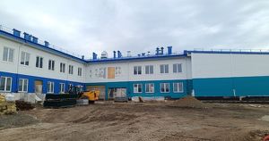 К строительству школы в деревне Евдокимова приступил новый субподрядчик