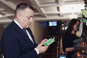 Губернатор Иркутской области принял участие во Всероссийской акции «Ёлка желаний»