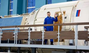 Выпускник ИВВАИУ Александр Гребёнкин полетит в космос в феврале