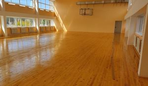 Девять школьных спортзалов отремонтируют в Приангарье в 2024 году