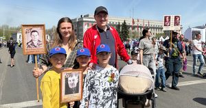 15 многодетных мужчин Иркутской области получат почетный знак «Отцовская доблесть» - Верблюд в огне