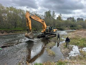 Более 6,5 км русла Ушаковки расчистят в Иркутске для профилактики подтоплений