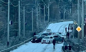 Штраф до ₽300 тысяч грозит администрации Иркутского округа за массовое ДТП в Березовом