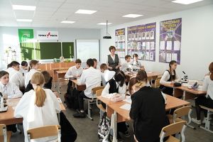 30 талантливых школьников получат премию губернатора Приангарья - Верблюд в огне