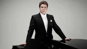 Пианист из Иркутска Денис Мацуев удостоен ордена «За заслуги перед Отечеством» IV степени