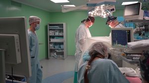 За три минуты удалили опухоль сердца детские хирурги в Иркутске