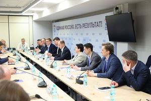 «Единая Россия» продолжает собирать в регионах предложения в народную программу