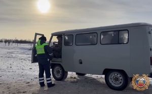 Полицейские Приангарья озадачены беспечностью выезжающих на лед автомобилистов