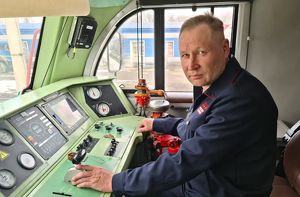 Директор спортшколы Шелеховского района получил награду от Владимира Путина