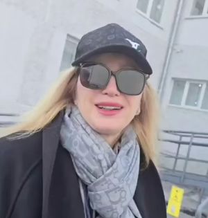 Певицу Вику Цыганову развели мошенники на гастролях в Братске