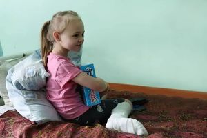 «Коробку храбрости» с игрушками передали пациентам двух детских больниц в Иркутске