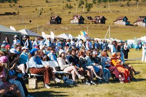 Блогер Лутчак, писательница Мужицкая и космонавт Вагнер приехали на форум «Байкал»