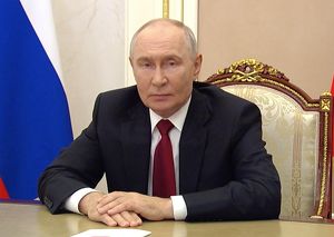 Путин призвал россиян участвовать в выборах: «Это вклад в укрепление страны»